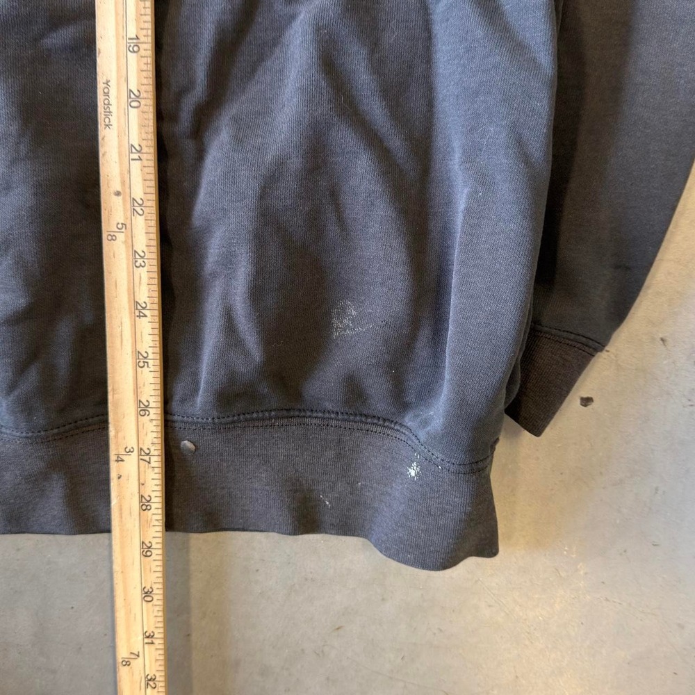Vintage faded black thrashed Carhartt heavyweight hoodie - Picture 5 of 6